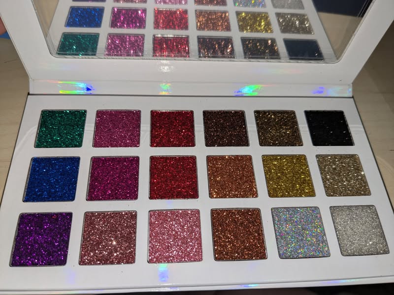 "SPARKLE" Glitter Palette